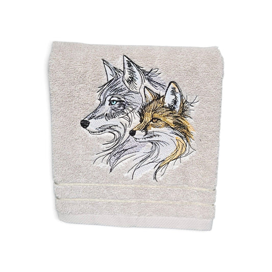 Besticktes Frotteehandtuch „Fuchs & Wolf“